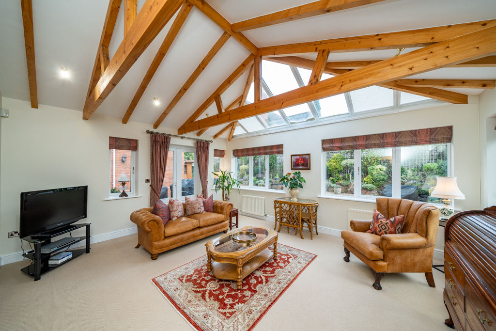 GARDEN ROOM- click for photo gallery